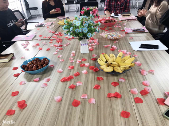 “青春ing，把心聲say出來”之金秋?主題交流會(huì)