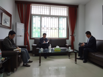 濟(jì)南市高新區(qū)領(lǐng)導(dǎo)到我司調(diào)研、視察工作